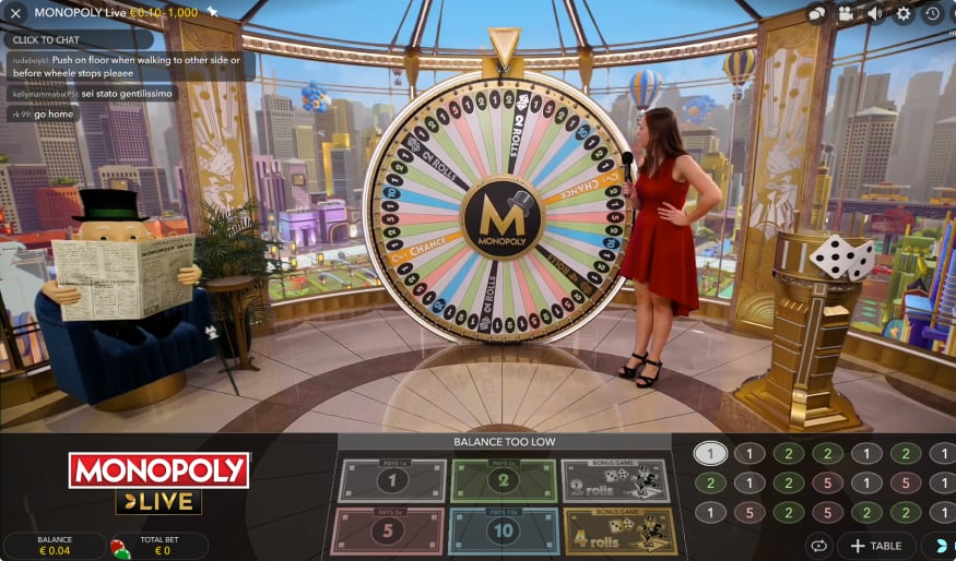 Live Dealer und das Glücksrad im Monopoly Live Casino Game.