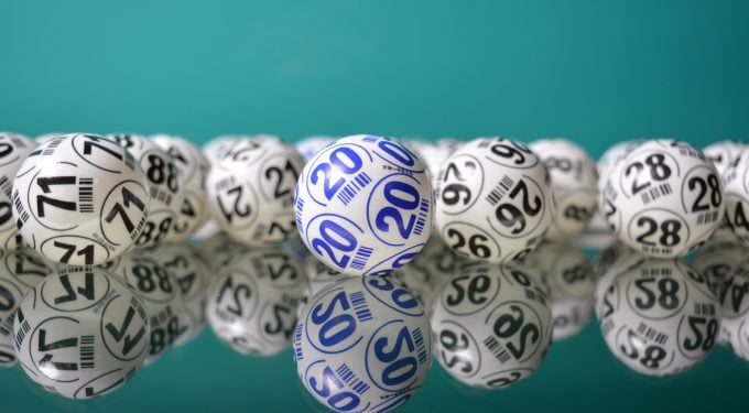 Der Rumäne Stefan Mandel konnte mit Mathematik und Unternehmergeist 14 Mal den Jackpot einer Lotterie knacken (Bild: Alejandro Garay / Unsplash).