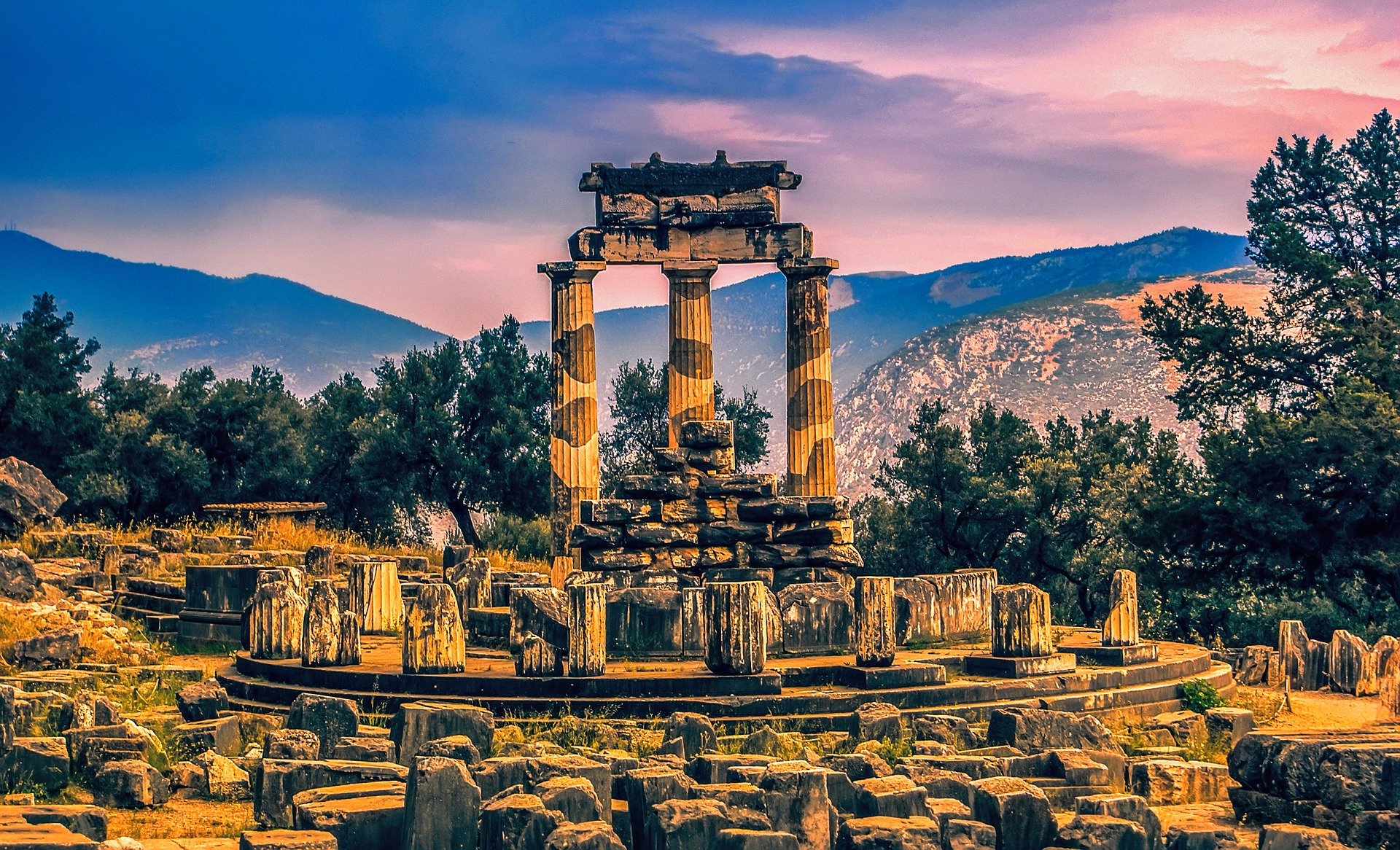 Die Ruinen des Orakels von Delphi.