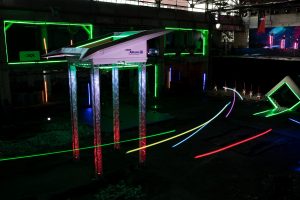 Drohnenparcours in der Halle