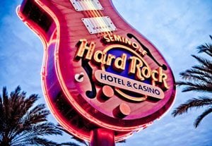 Das Hard Rock Logo mit der Gitarre