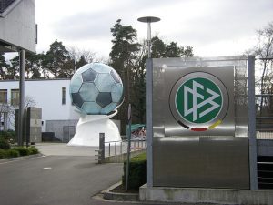 Eingangsbereich der DFB-Verwaltung in Frankfurt