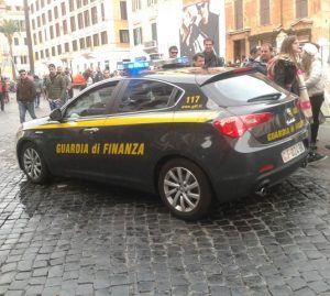 Guardia di Finanza Auto