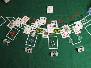 Blackjack Tisch mit Karten