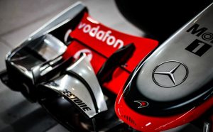 Die Spitze des Mercedes Rennwagens