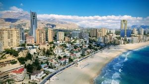 Alicante Strand und Stadt Luftbild