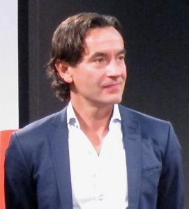 Douglas Roos, Gründer von Ladbrokes Norden