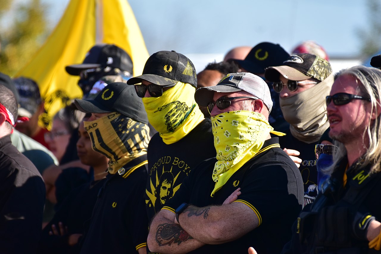 Proud Boys bei einer Demo