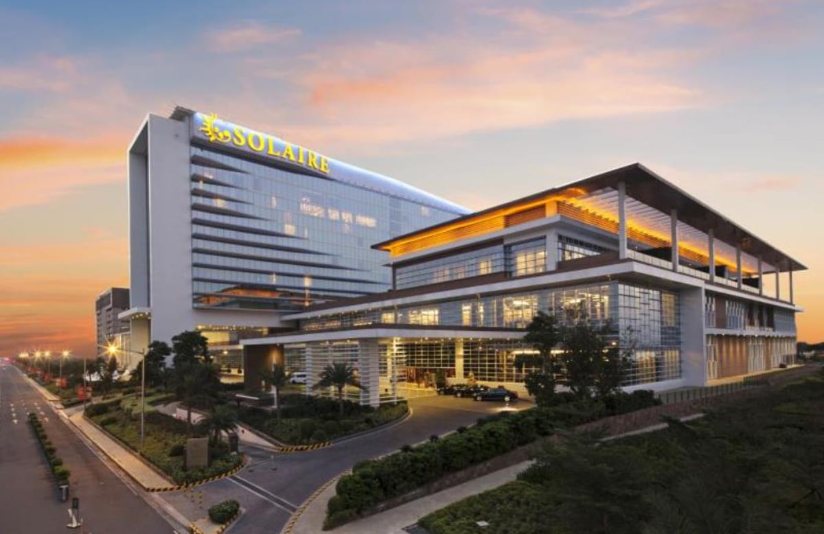 Solaire Resort & Casino|||Plaket The Gambler