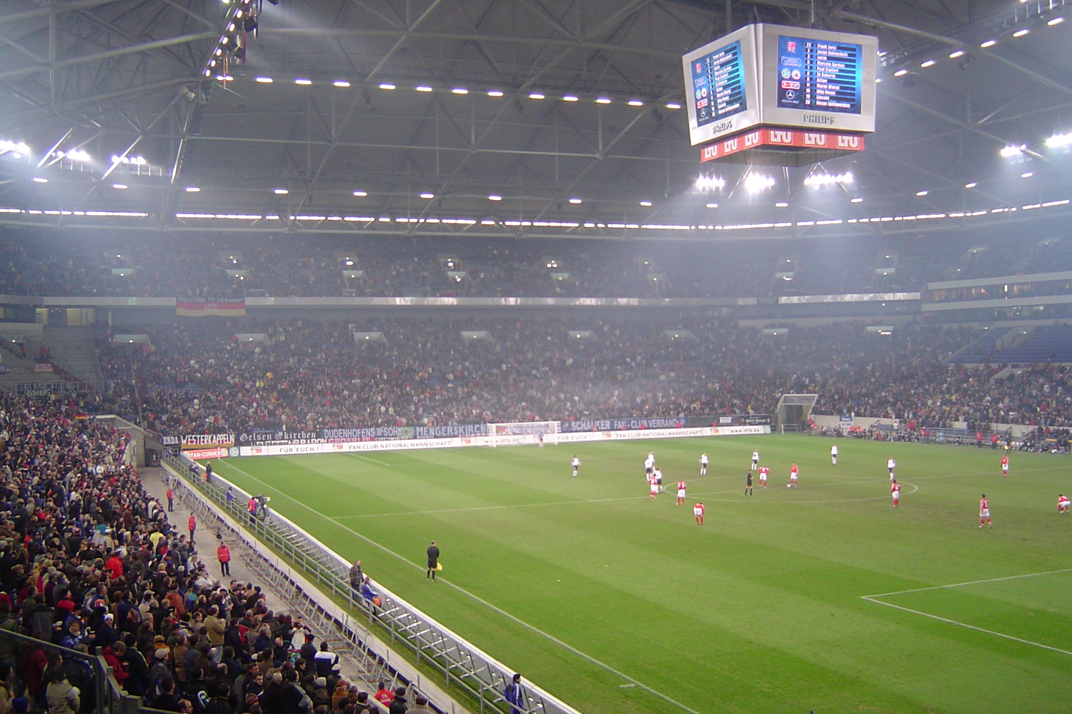 Stadion Gelsenkirchen|Stadion Porto|Thomas Müller