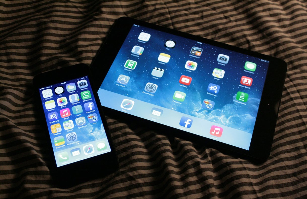 iPhone und iPad|Eingang Apple-Zentrale