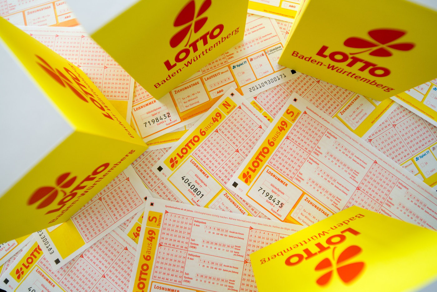 Lotto|Lottoschein|OLG Koblenz Gerichtszimmer