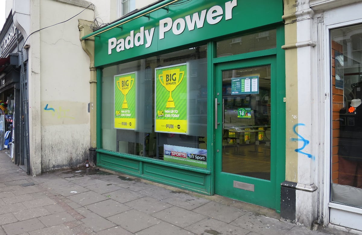 Wettbüro Paddy Power|Wettbüro Ladbrokes
