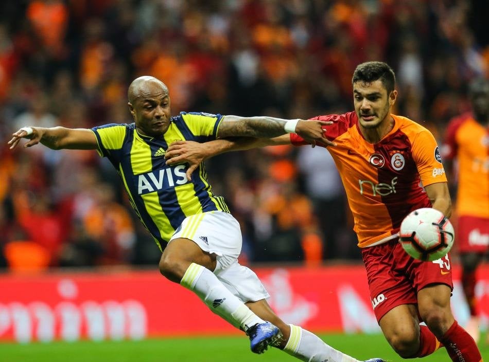 Spieler von Fenerbahçe und Galatasaray Fußball Süper Ligue