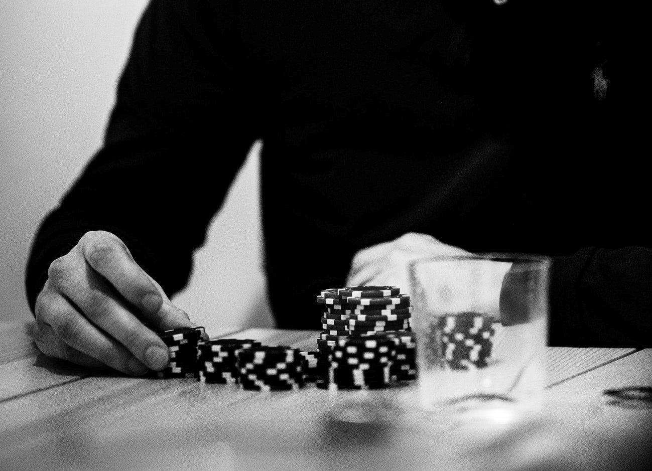 Poker Schwarzweiss Symbolbild