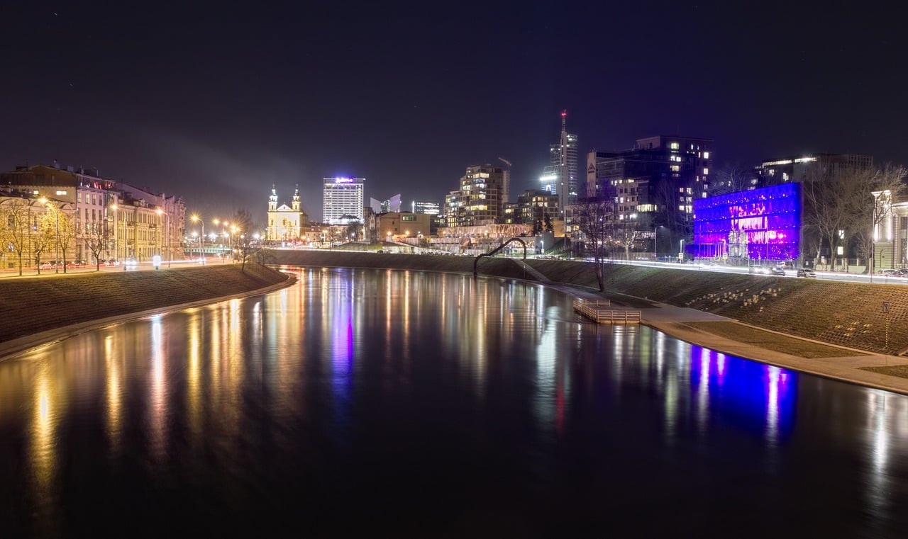 Vilnius bei Nacht