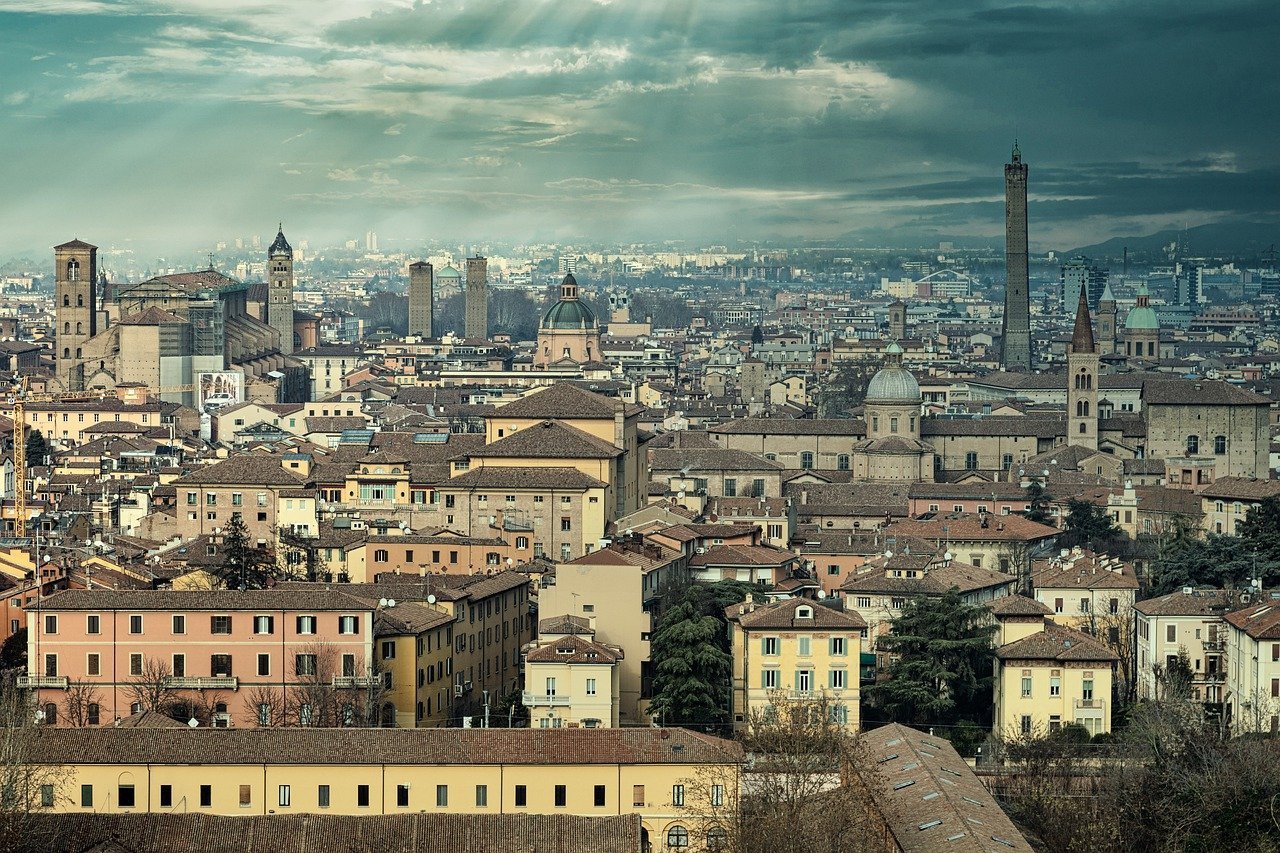 Bologna Gebäude Himmel Wolken Turm