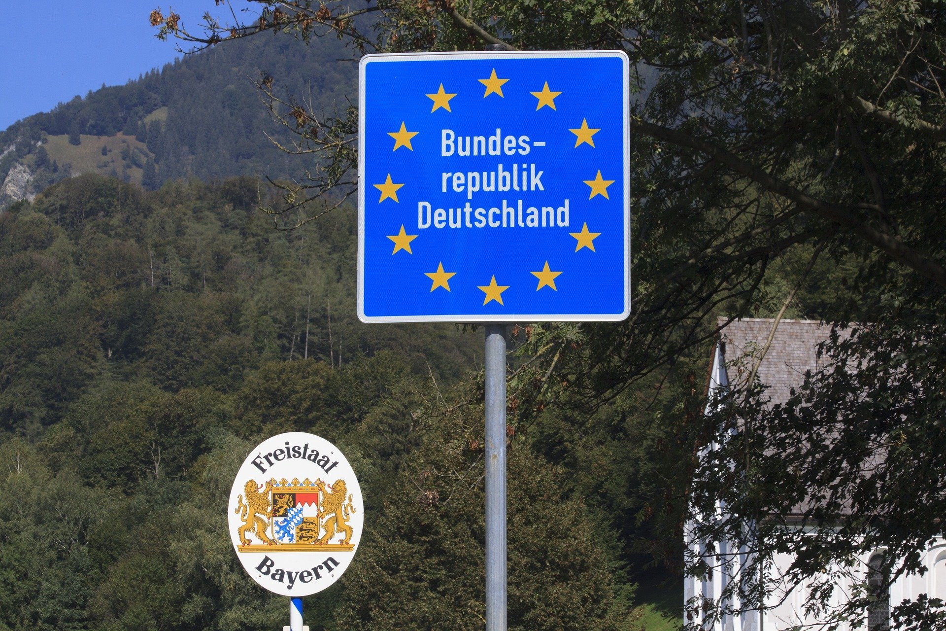 Grenzschild Bundesrepublik Deutschland Freistaat Bayern|