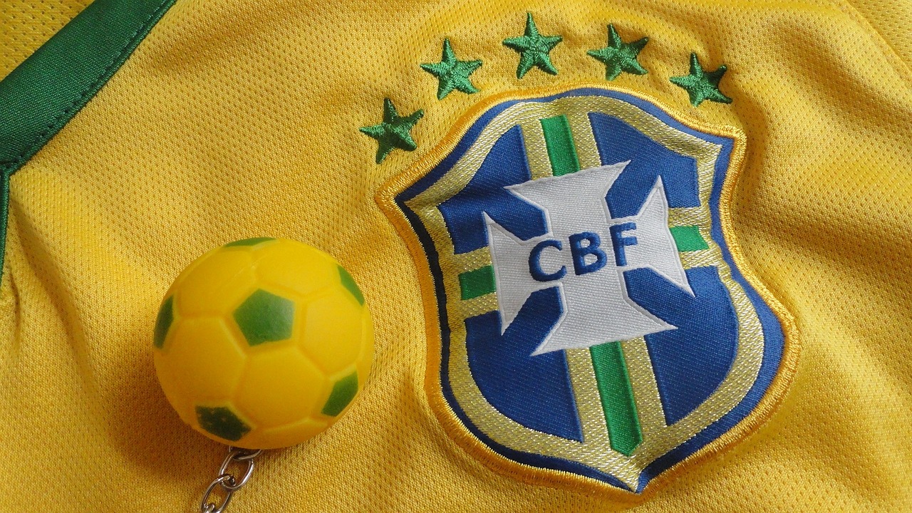Brasilie Fußball Trikot Schlüsselanhänger