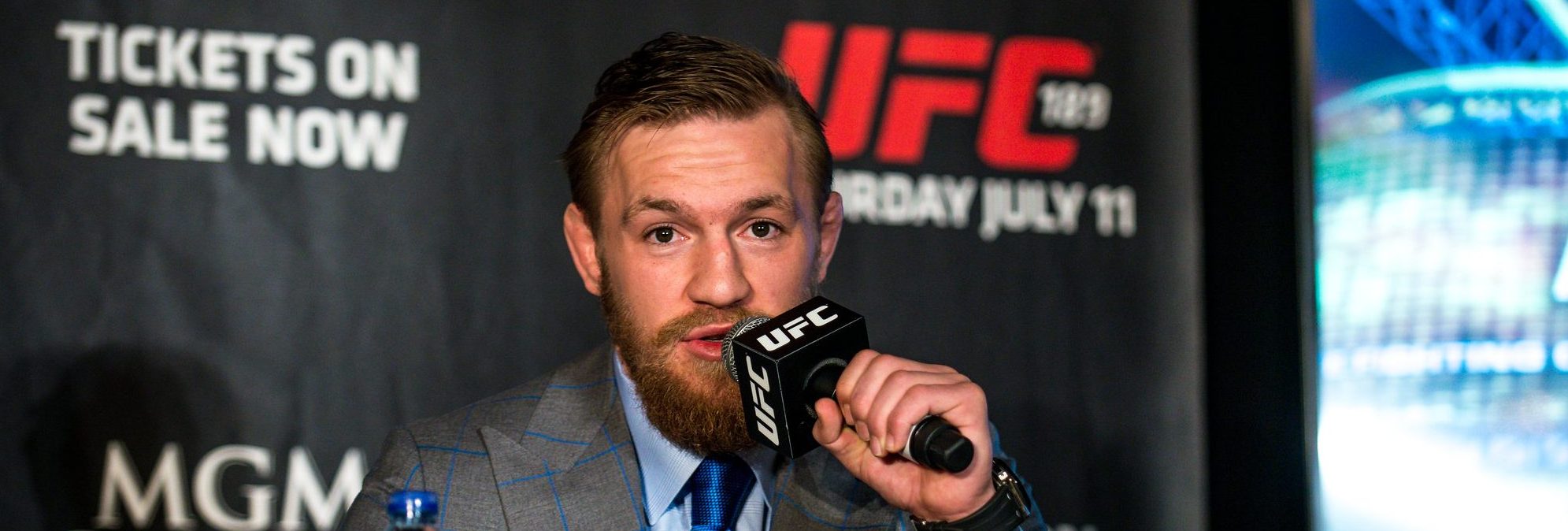 Conor McGregor bei einer Pressekonferenz