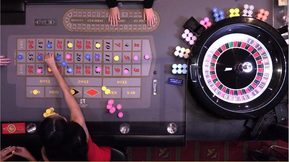 Dual Play Roulette Tisch