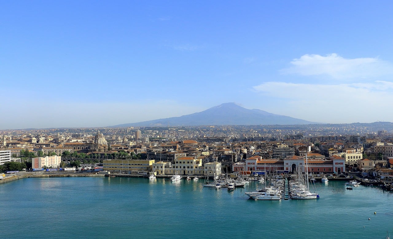 Catania Sizilien Eta Küste Boote