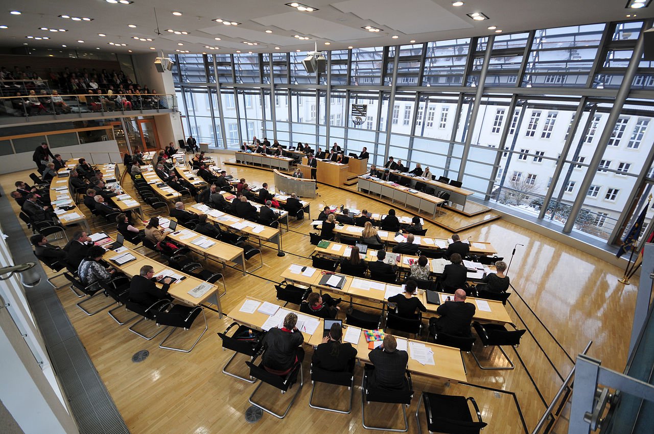 Landtag Sachsen-Anhalt|Deutsches Rotes Kreuz Logo