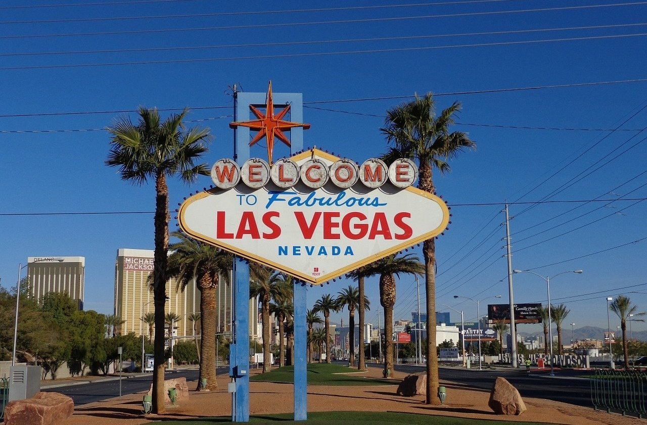 Ortsschild von Las Vegas|Fremont Street bei Nacht|