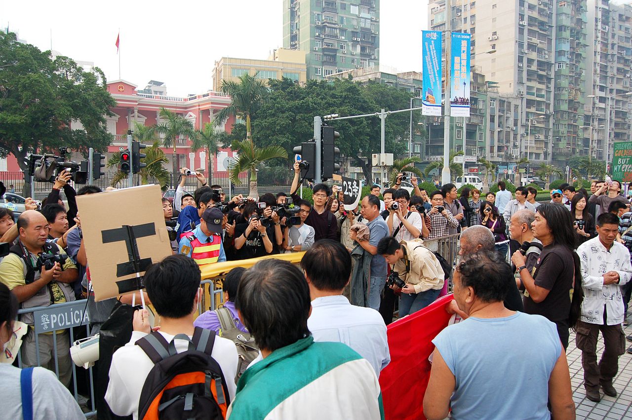 Demonstration Macau|Casinos Macau bei Nacht