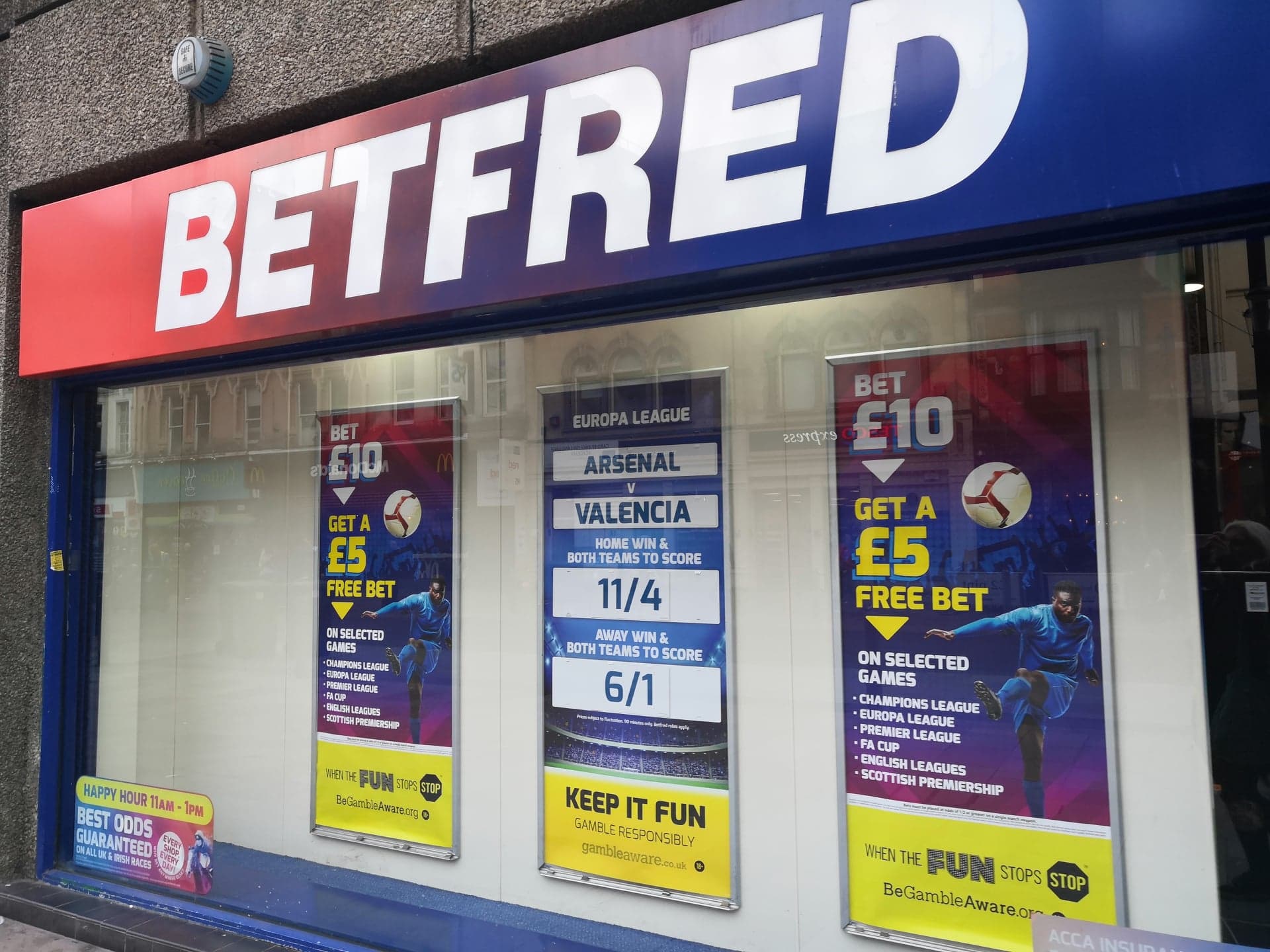 Betfred Buchmacher Wettbüro von außen