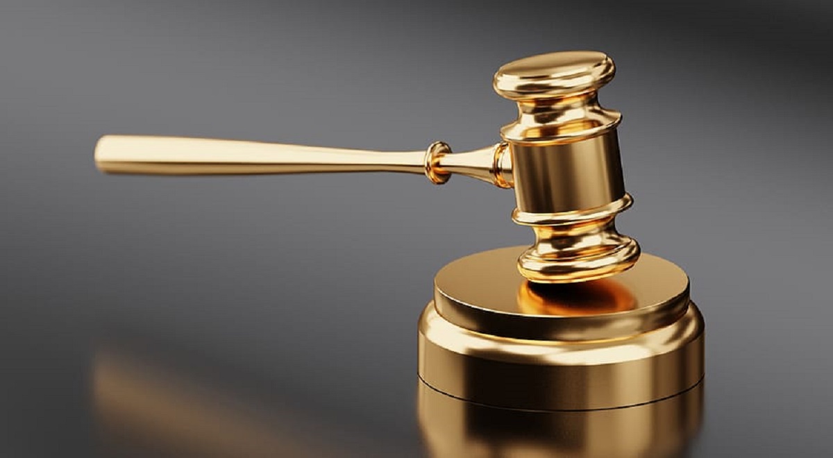 Richterhammer gold Gesetzgebung Rechtsprechung|Richterhammer Gesetz Rechtsprechung|