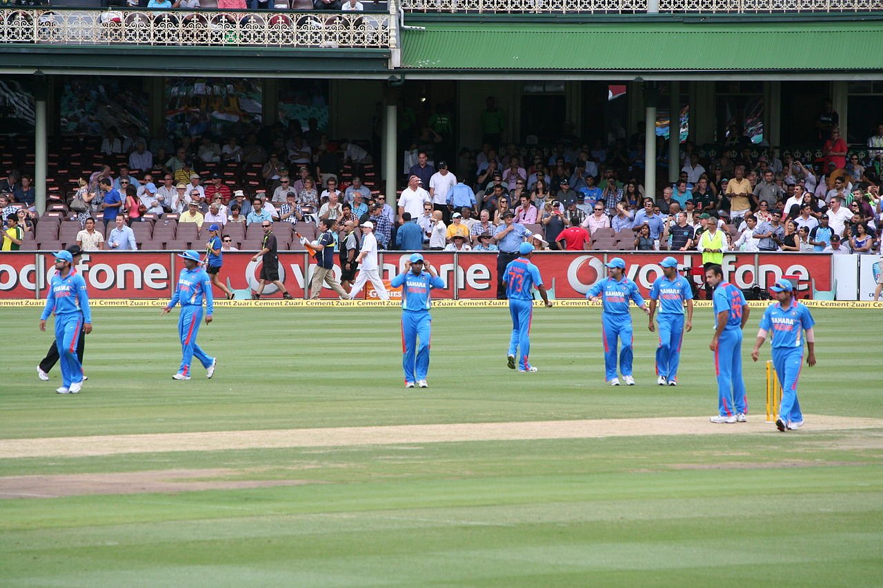 Indisches Cricket Team auf dem Rasen