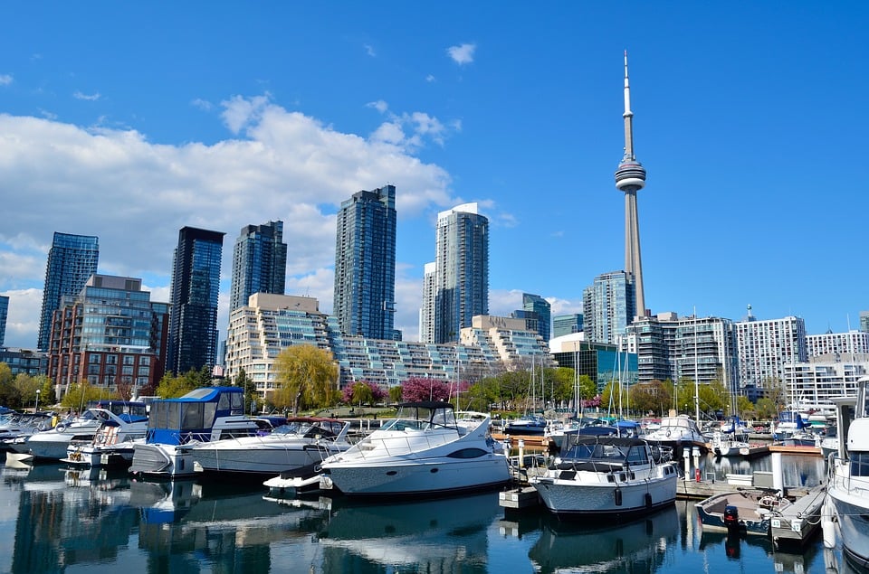 Toronto Skyline|Sport Universität|