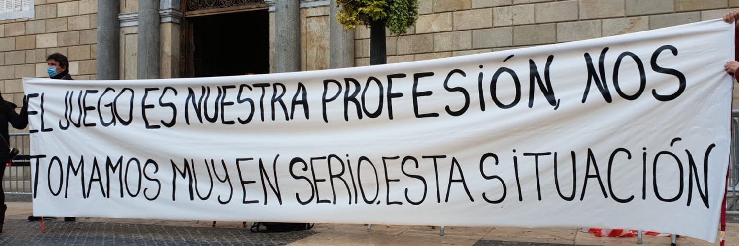 Banner El Juego es nuestra profesiòn Katalonien Protest