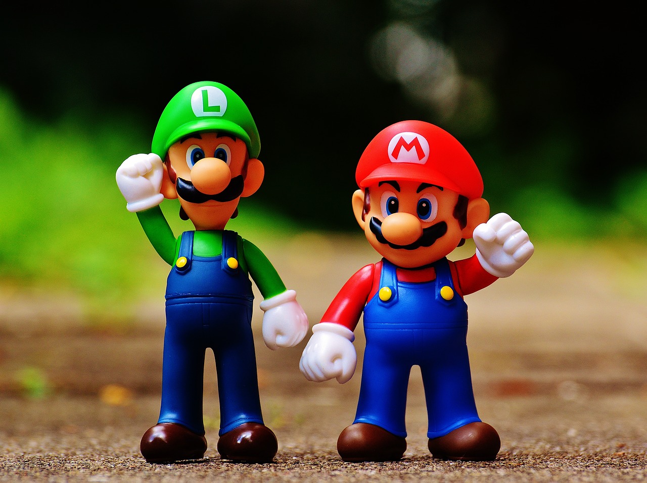 Mario und Luigi|Twitter Post Super Smash Bros. Turnier|Hamburger und Pommes Frites