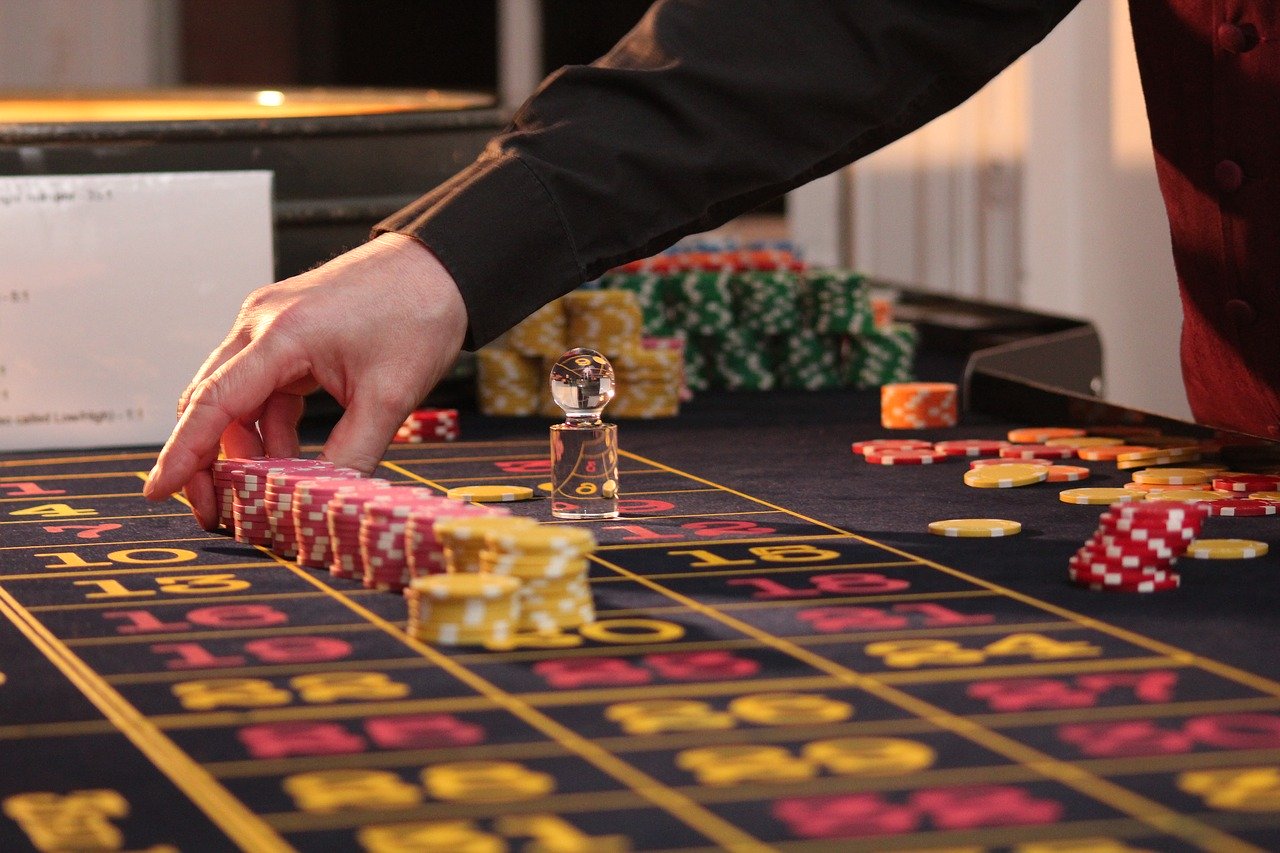 Ein Roulettetisch in einem Casino