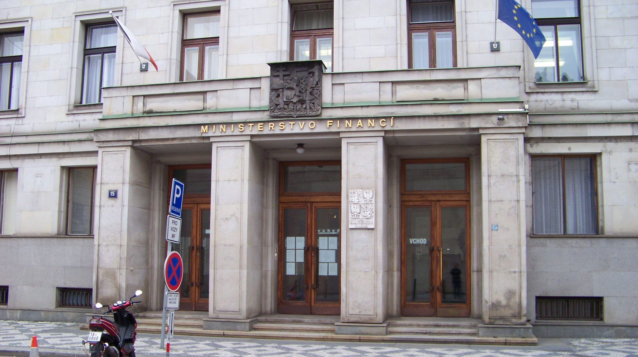 Tschechisches Finanzministerium in Prag|Miroslav Kalousek