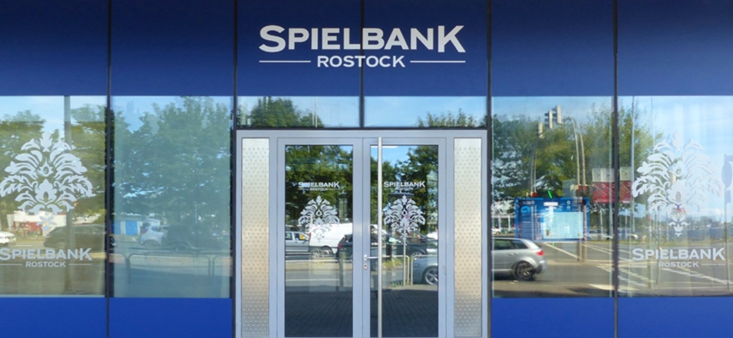 Eingangstür Spielbank Rostock