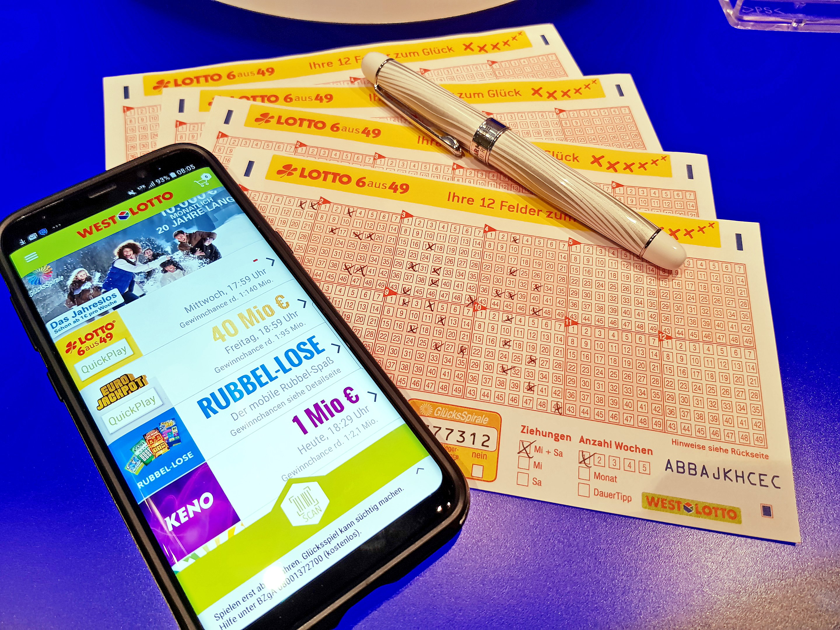 Westotto Lottoscheine Stift Smartphone mit Online-Lotteriespielen