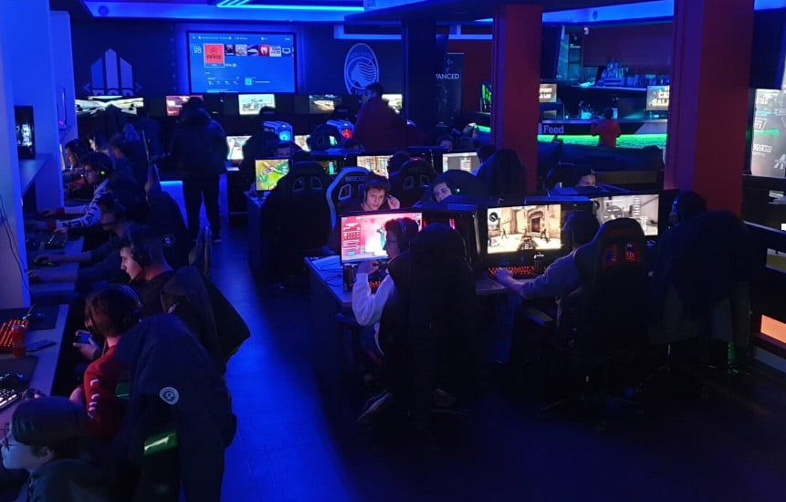 Gaming PCs im eSport Palace in Bergamo