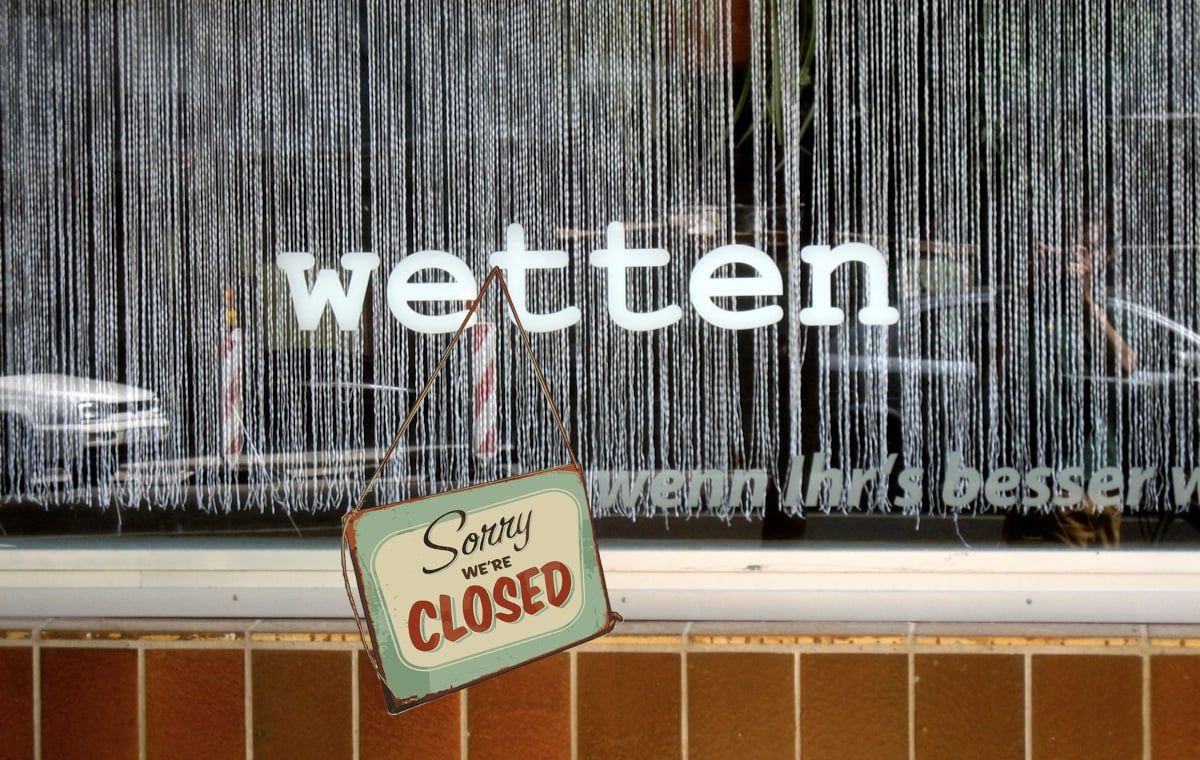 Wettbüro, Closed-Schild