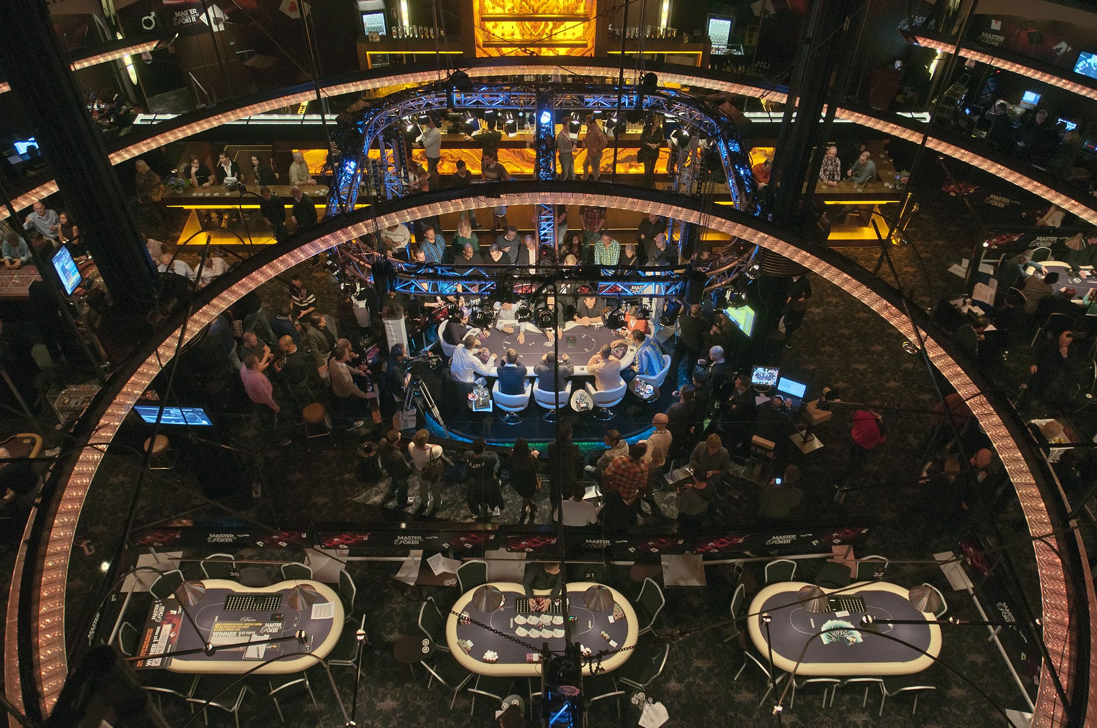 Holland Casino Amsterdam gefüllter Spielbereich