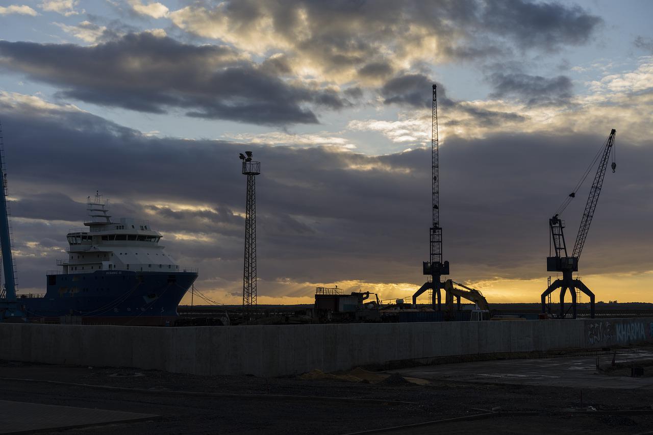 Huelva Hafen Schiffe